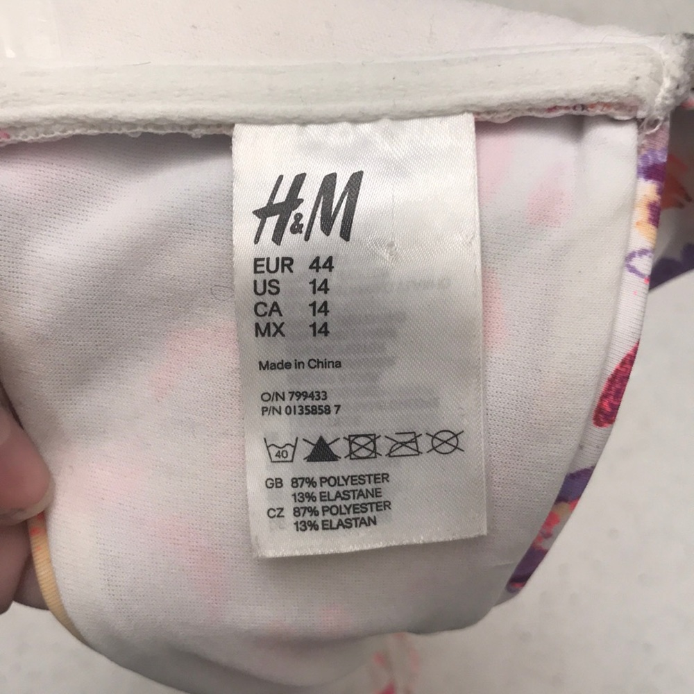 H&M bikini top - Picture 3 of 3